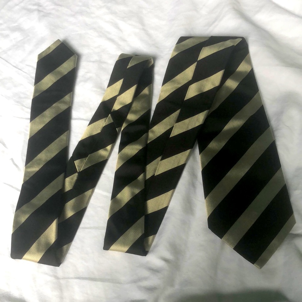 Extraordinary wide silk tie by Lauren Purple Label